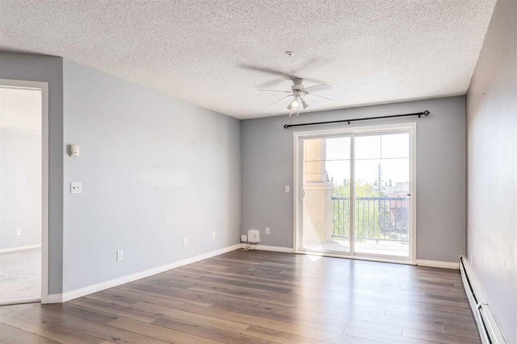 1319, 8810 Royal Birch Boulevard NW, Calgary — photo 5 of 35