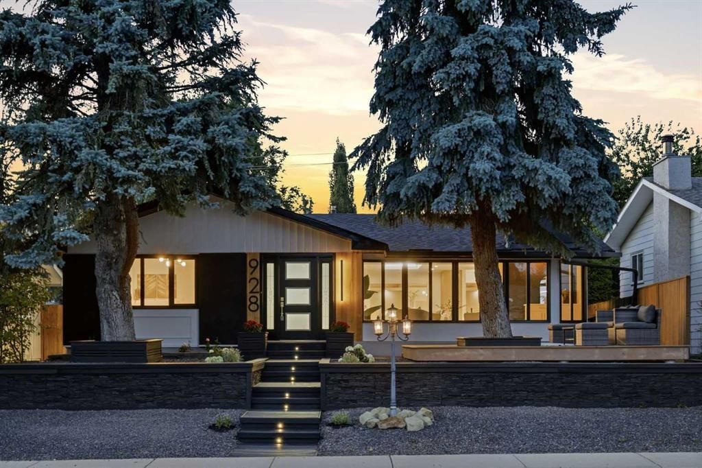 928 120 Avenue SE, Calgary — main listing photo