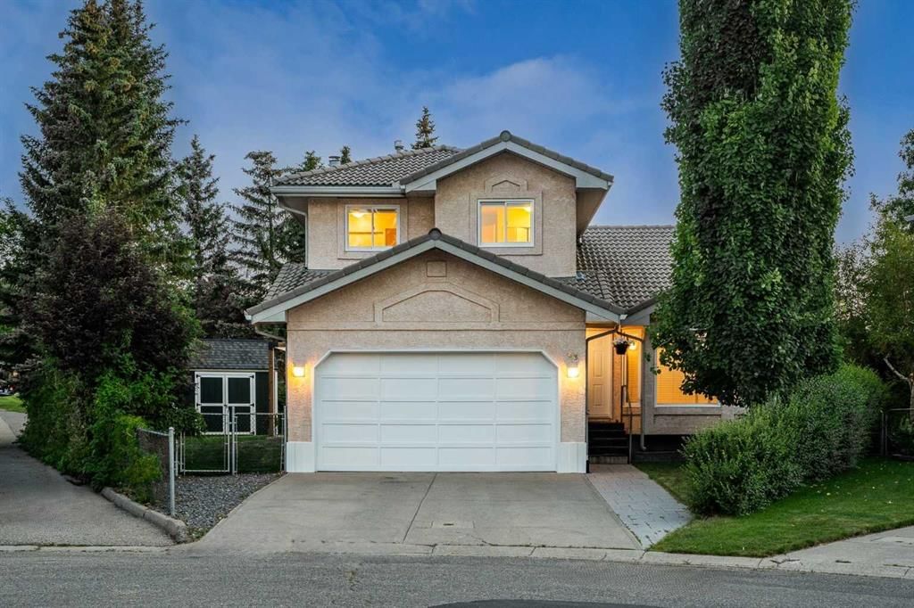 88 Sandringham Close NW, Calgary — photo 2 of 45
