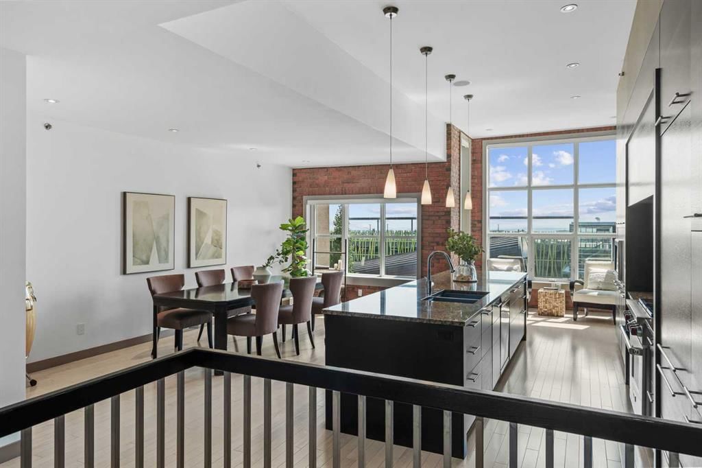 610 Aspen Meadows Hill SW, Calgary — photo 3 of 50