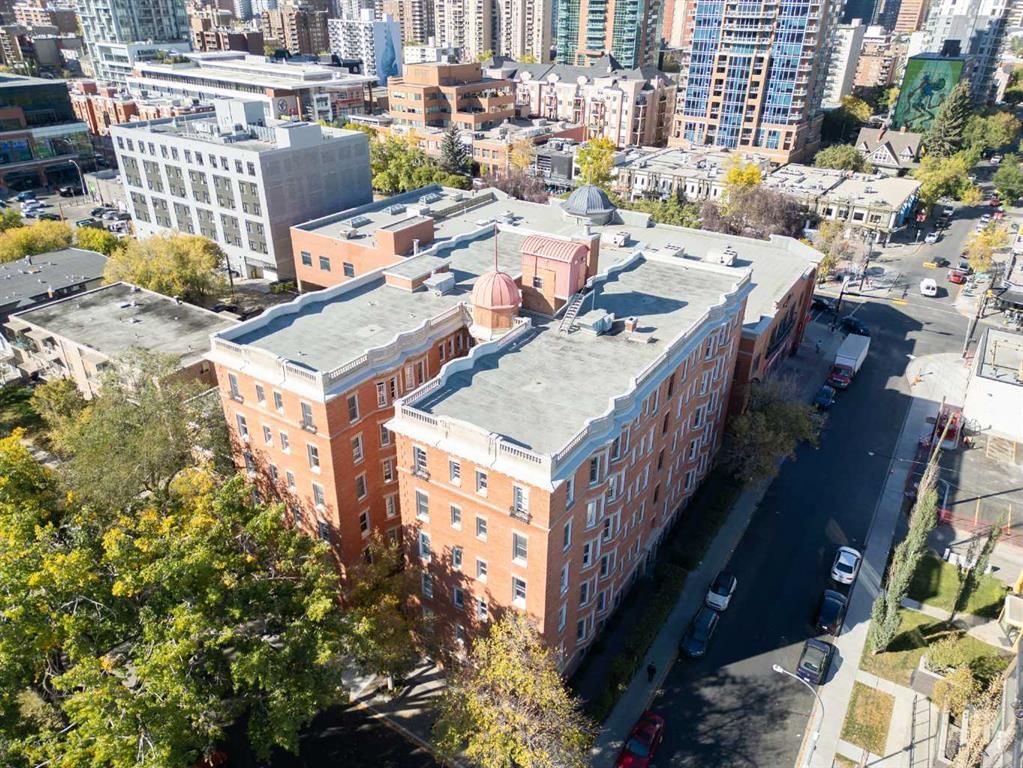 304, 804 18 Avenue SW, Calgary — photo 2 of 35