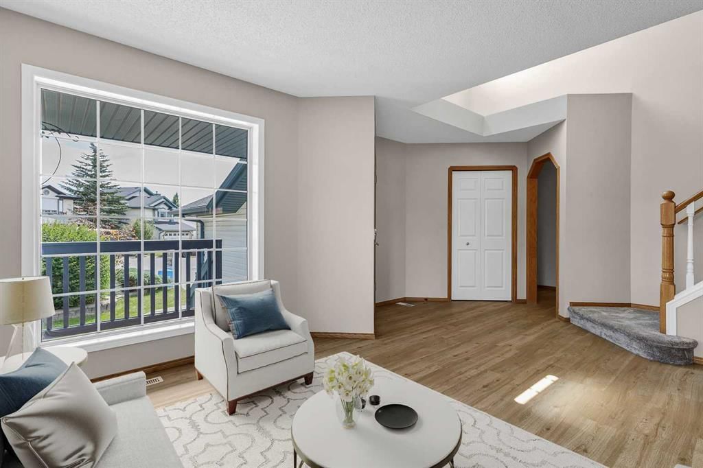 249 Scotia Point NW, Calgary — photo 4 of 50