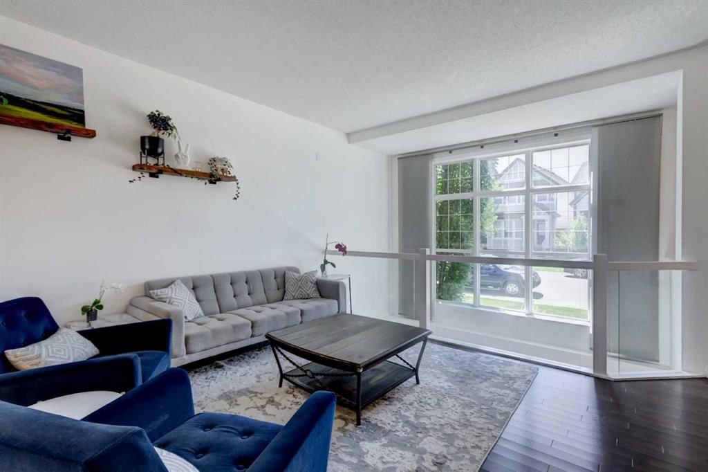 1058 New Brighton Park SE, Calgary — photo 5 of 38