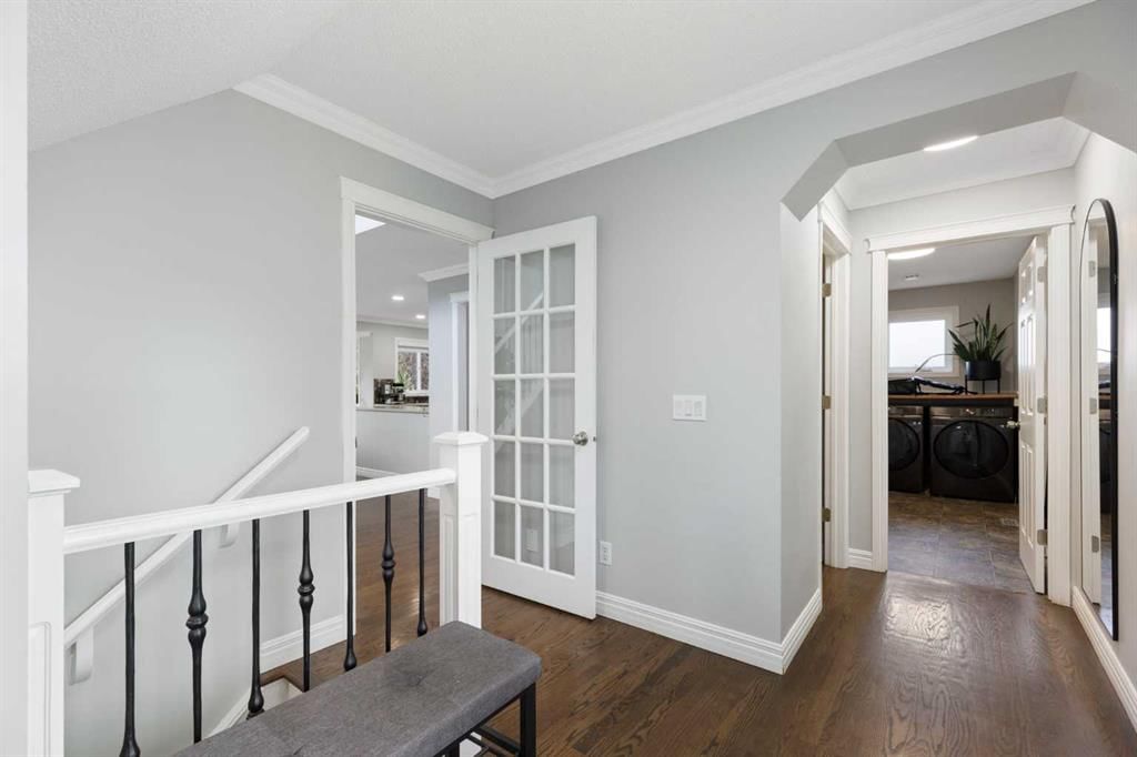 13 Somerset Park SW, Calgary — photo 3 of 46