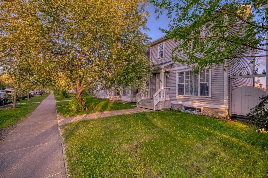 81 Prestwick Avenue SE, Calgary — main listing photo