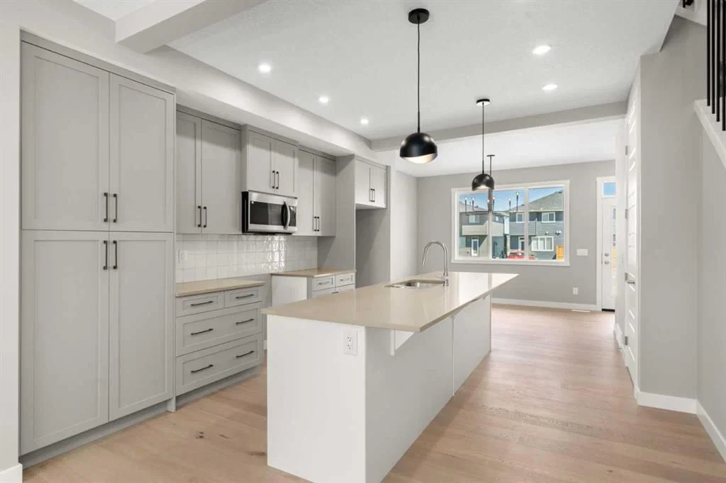 78 Sora Gardens SE, Calgary — photo 3 of 11