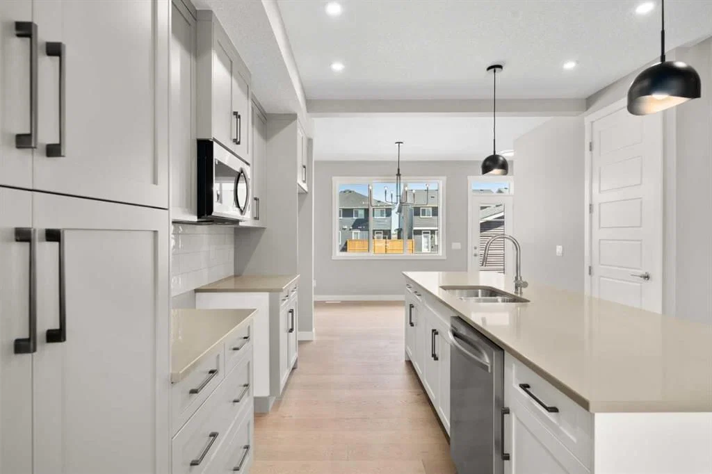 78 Sora Gardens SE, Calgary — photo 4 of 11