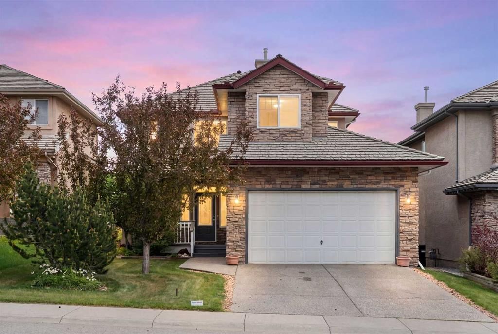 79 Royal Crest Way NW, Calgary — main listing photo