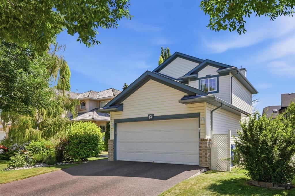 12 Valley Glen Heights NW, Calgary — photo 2 of 46