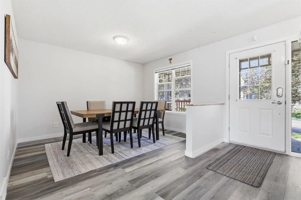 134 Prestwick Landing SE, Calgary — photo 5 of 48