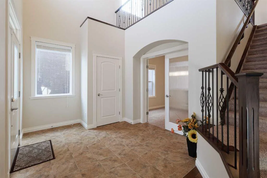 97 Aspenshire Drive SW, Calgary — photo 3 of 47