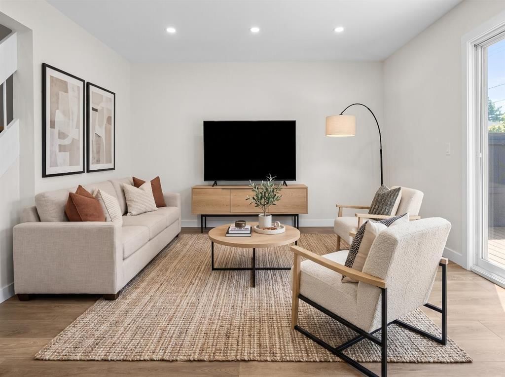 411, 6223 31 Avenue NW, Calgary — main listing photo