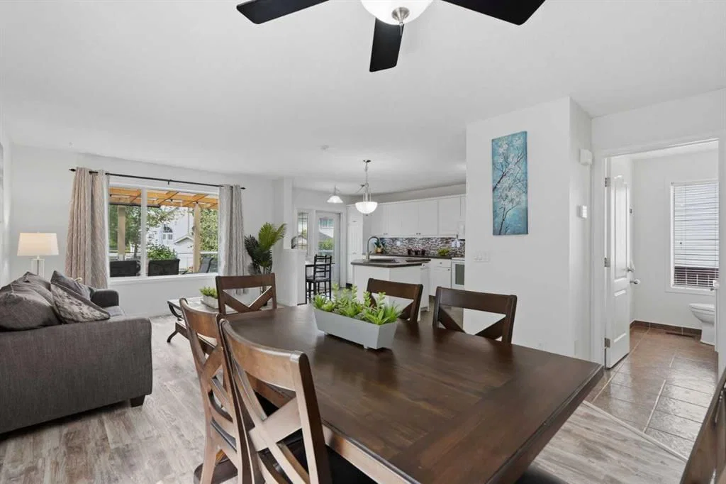 218 Bridlewood Place SW, Calgary — photo 4 of 50