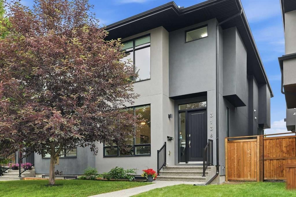 3138 44 Street SW, Calgary — main listing photo
