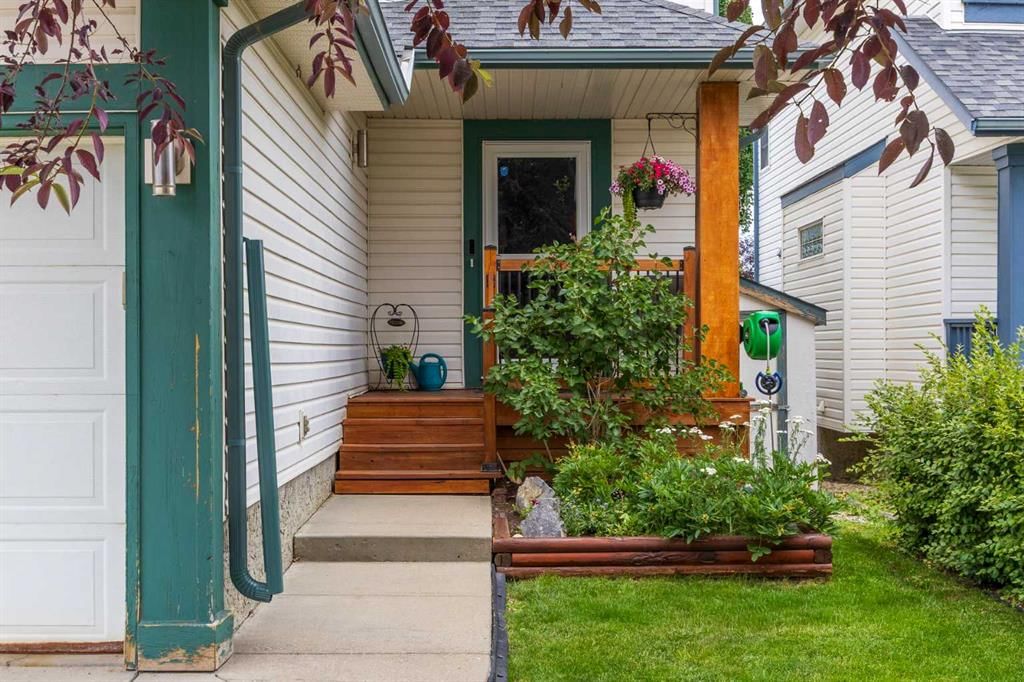 109 Hidden Valley Grove NW, Calgary — photo 2 of 47