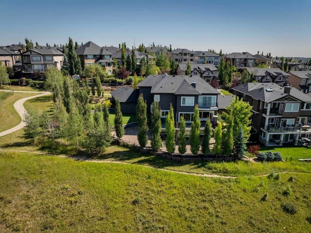 25 Aspenshire Close SW, Calgary — photo 3 of 48