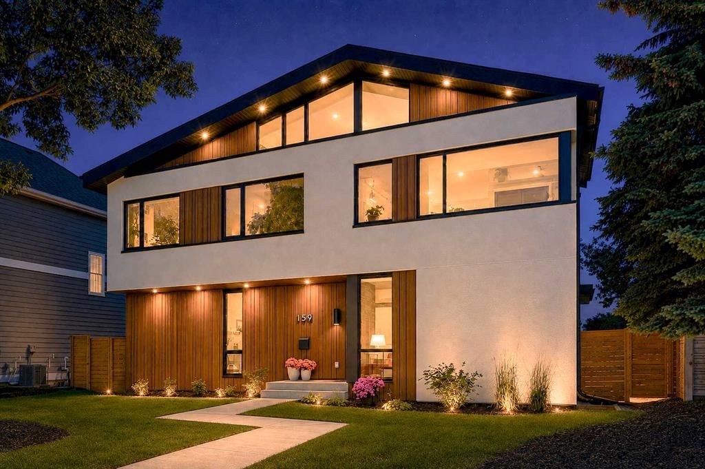 159 Rosery Drive NW, Calgary — main listing photo