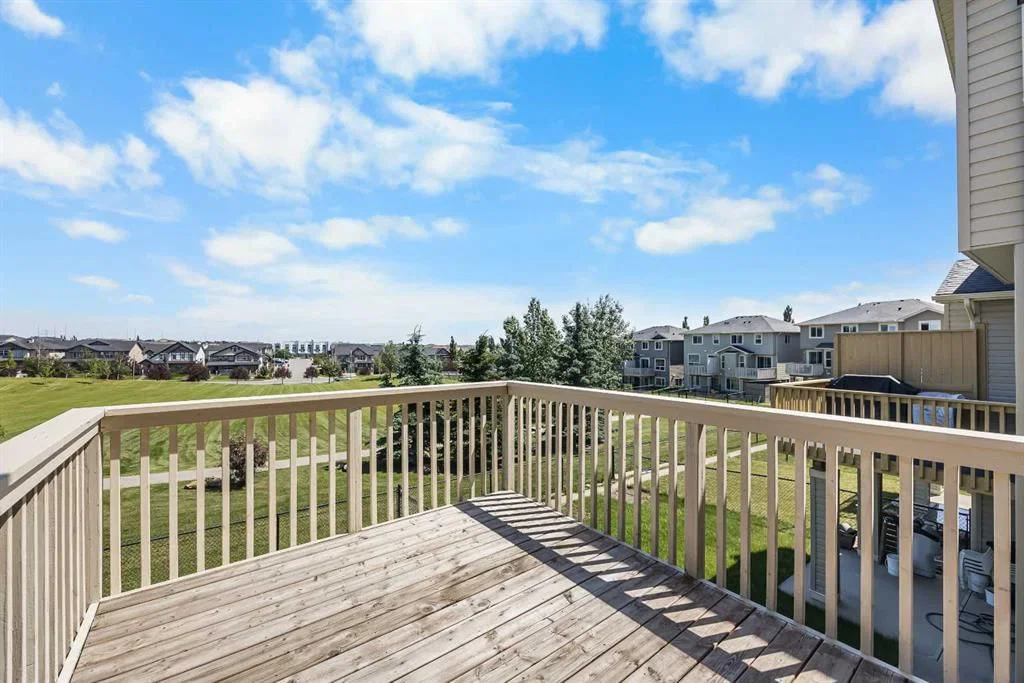 32 Panatella Common NW, Calgary — photo 3 of 36