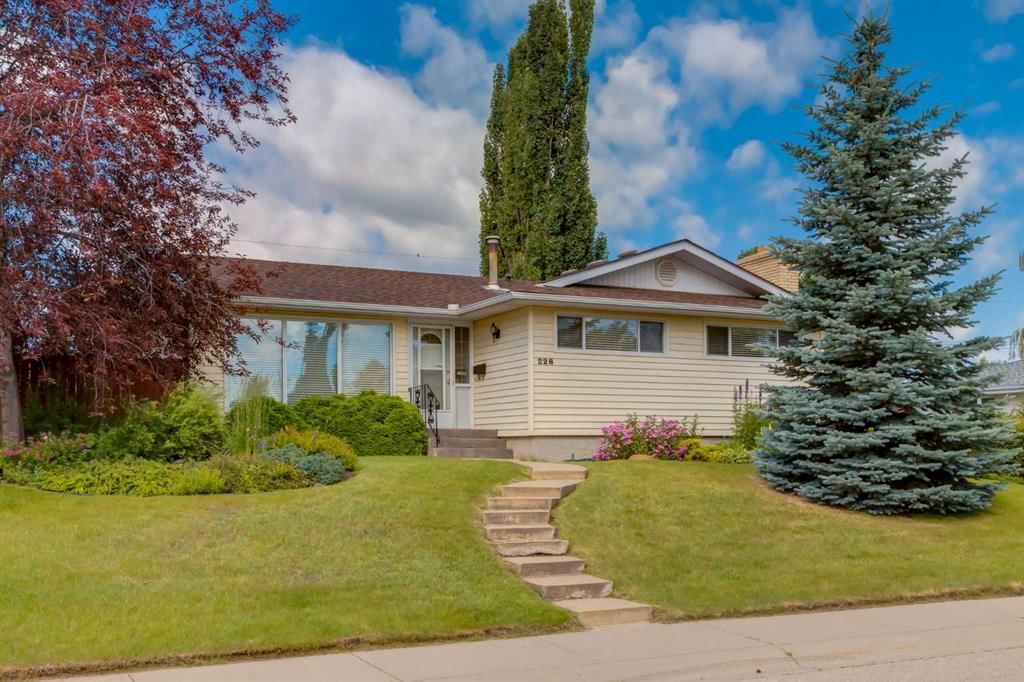 228 Maple Court Crescent SE, Calgary — main listing photo