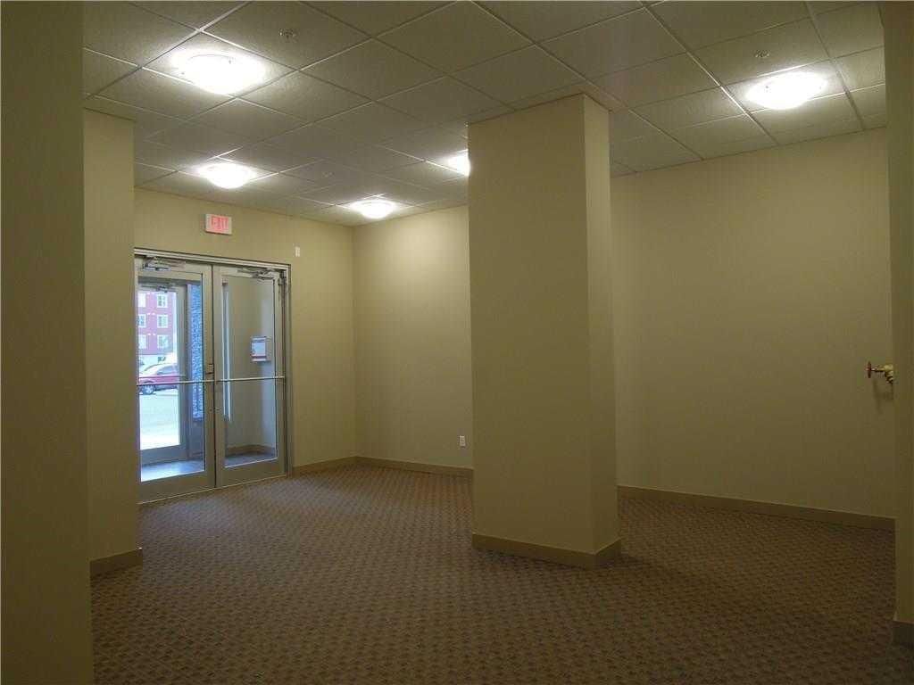 6210, 403 Mackenzie Way SW, Airdrie — photo 5 of 37