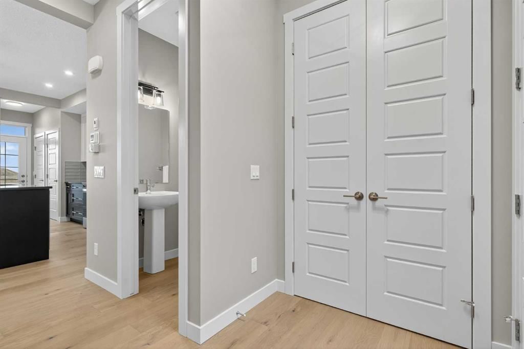 120 Southbow Avenue, Cochrane — photo 4 of 27