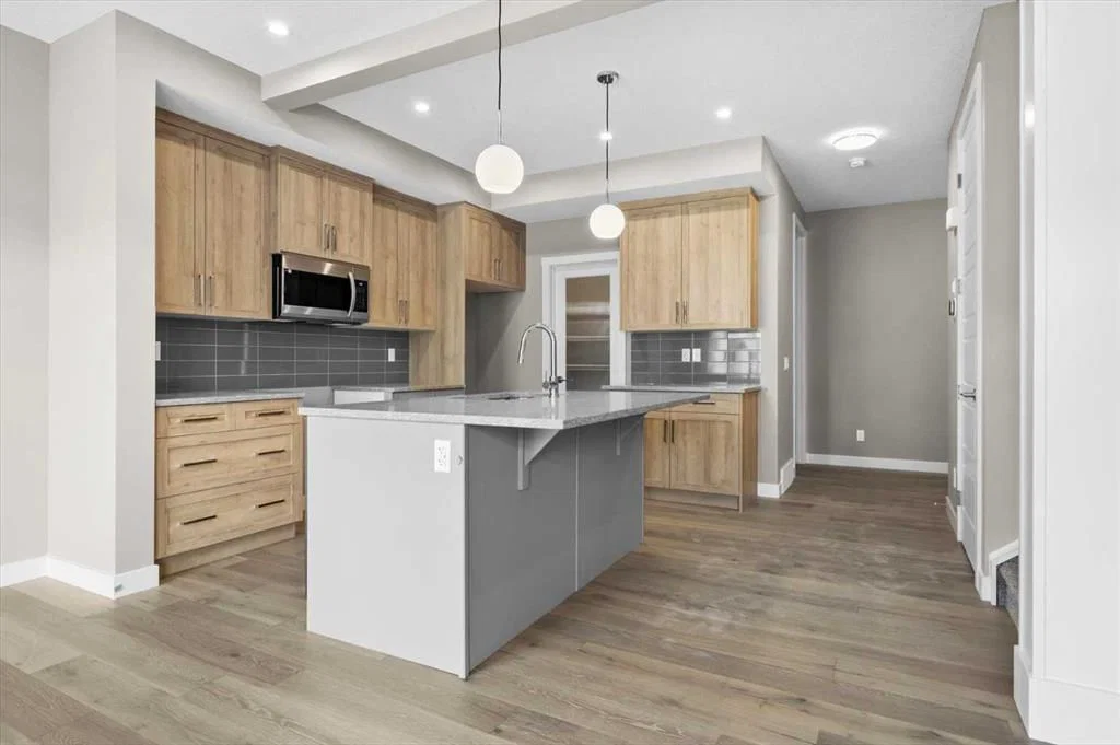 67 Agate Road, Cochrane — photo 4 of 41