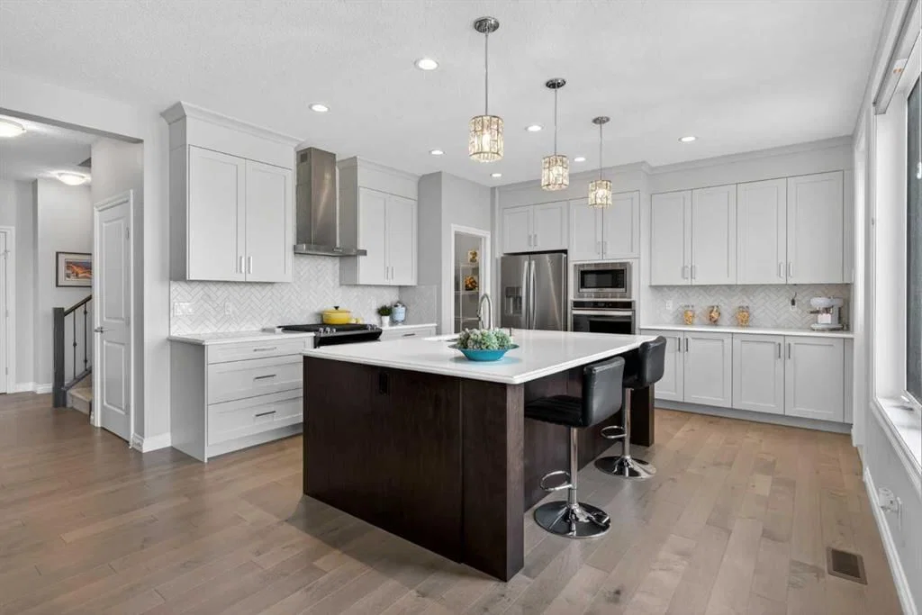 73 Rockyvale Green NW, Calgary — photo 3 of 50