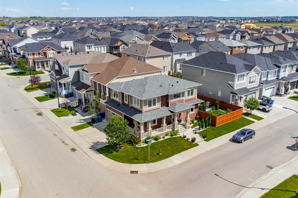 12 Cityside Common NE, Calgary — photo 2 of 50