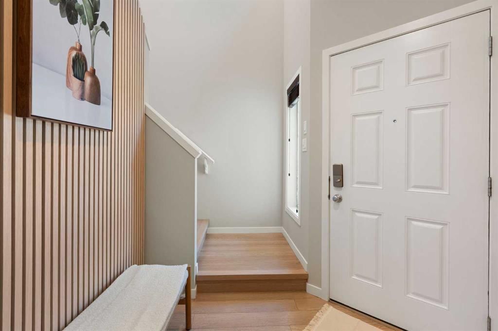 1258 New Brighton Drive SE, Calgary — photo 4 of 45