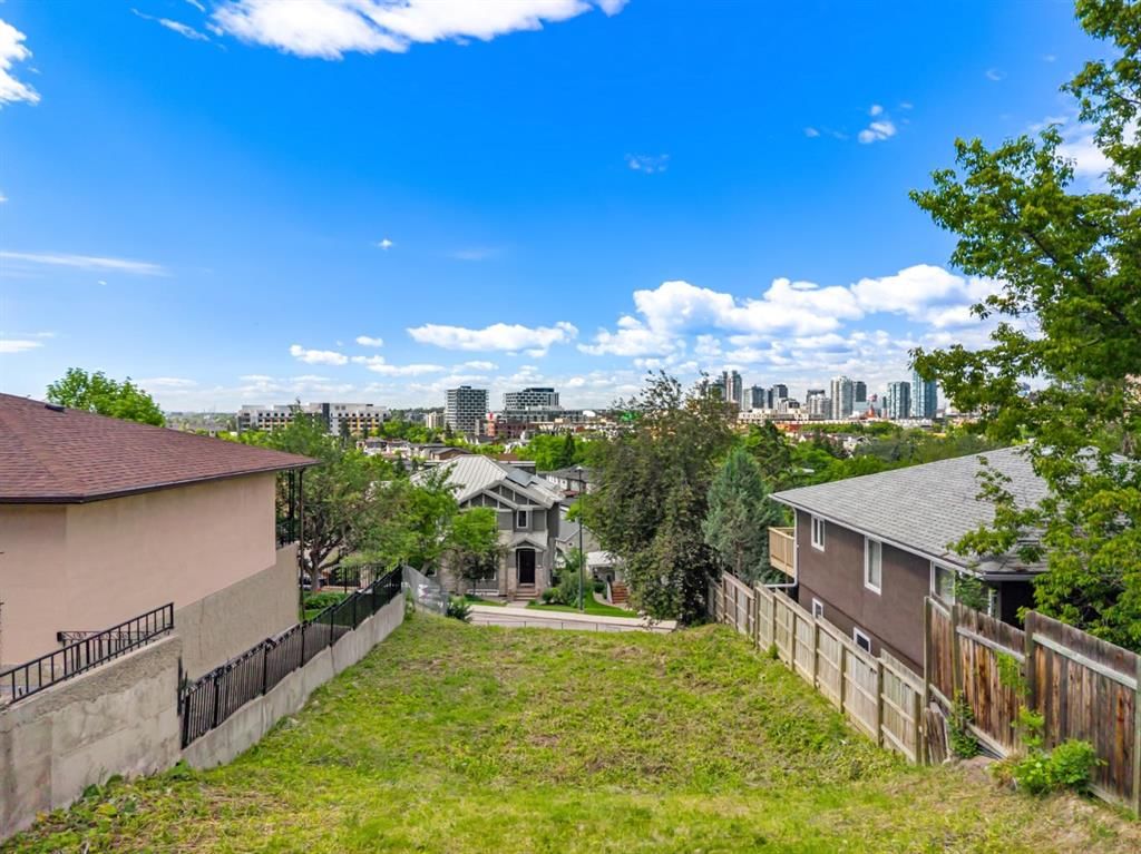 1128 Jamieson Avenue NE, Calgary — photo 5 of 18