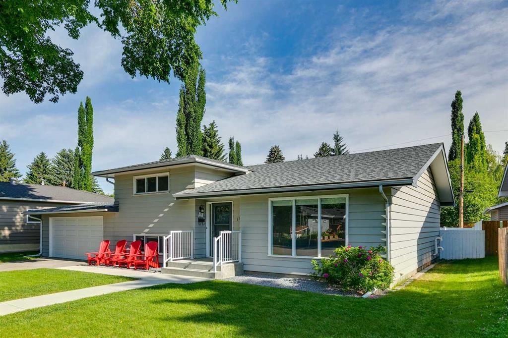 117 Chinook Drive SW, Calgary — main listing photo
