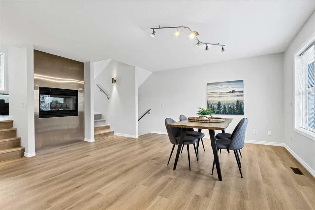 155 Prominence Heights SW, Calgary — photo 4 of 41