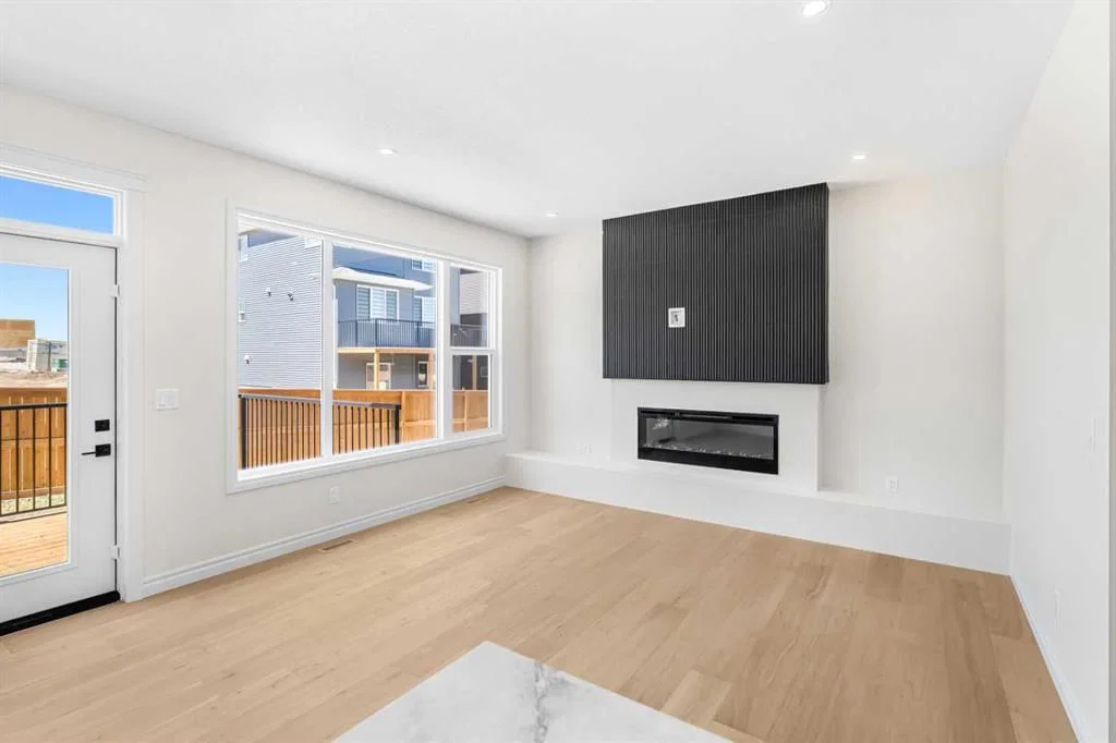 63 Annette Rise NW, Calgary — photo 4 of 50