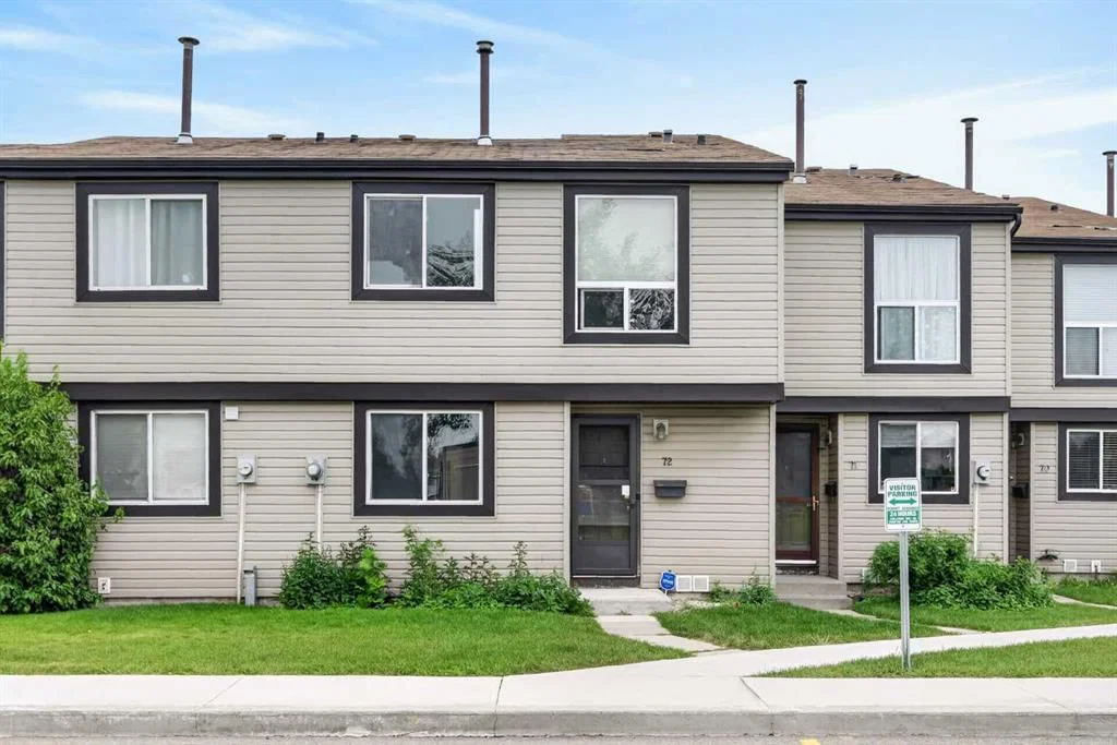 72, 3029 Rundleson Road NE, Calgary — photo 3 of 23