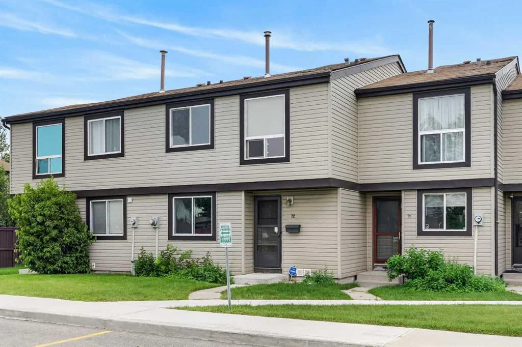 72, 3029 Rundleson Road NE, Calgary — photo 4 of 23