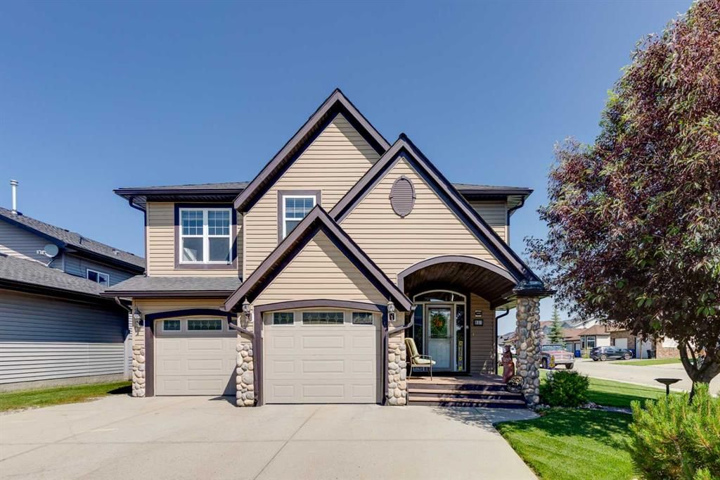 801, 800 Carriage lane Place N, Carstairs — photo 3 of 35
