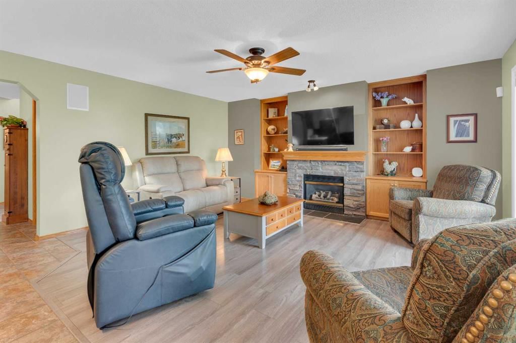 264 Tuscany Ridge View NW, Calgary — photo 4 of 43