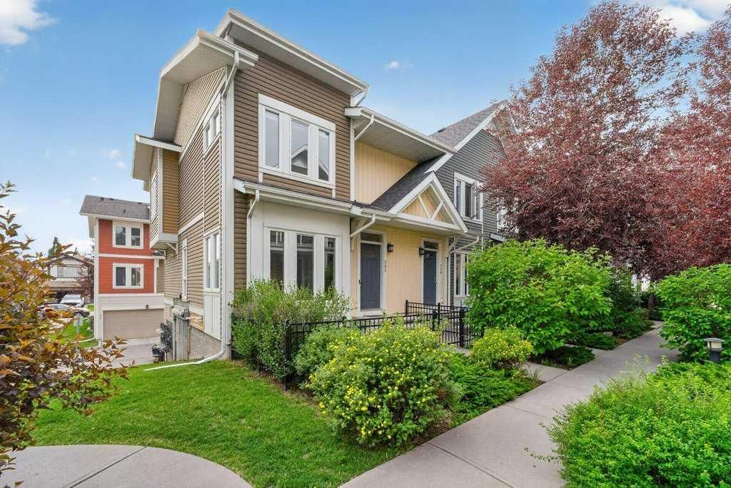 721 Auburn Bay Square SE, Calgary — photo 2 of 48
