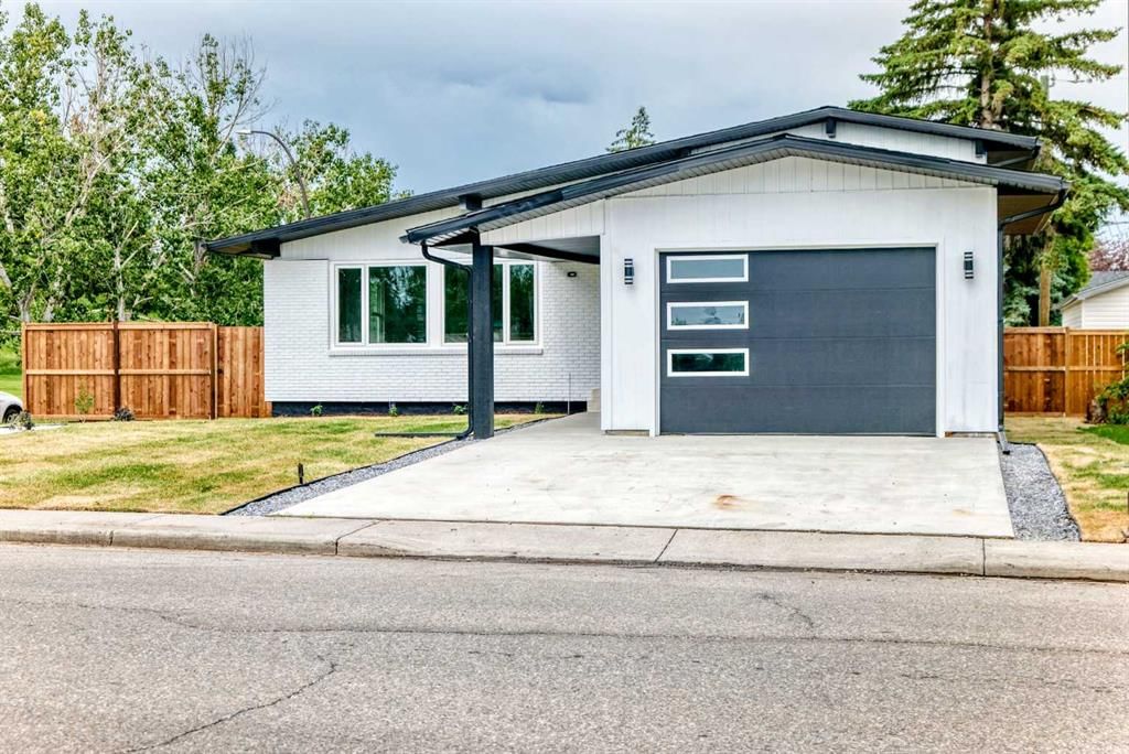 1204 lake Sylvan Drive SE, Calgary — photo 2 of 50