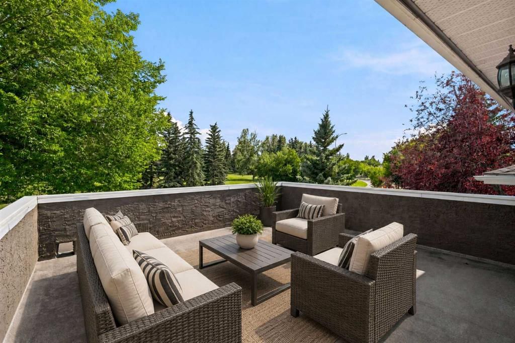 58 Mountain Park Drive SE, Calgary — photo 4 of 50