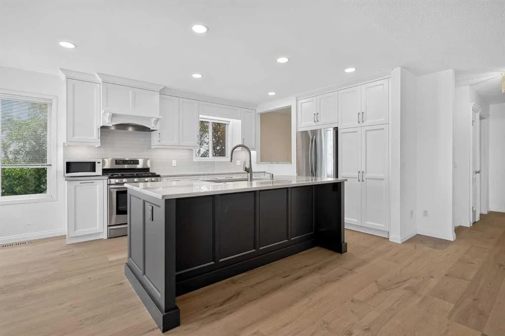 72 Sierra Morena Green SW, Calgary — photo 4 of 41