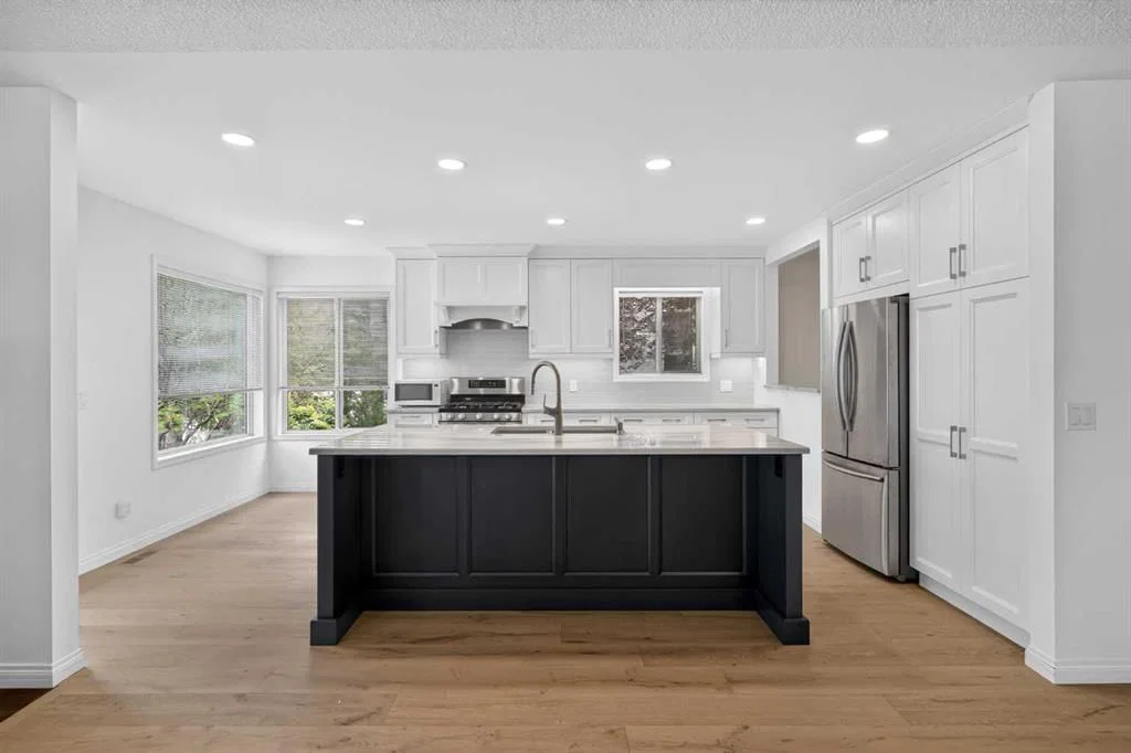 72 Sierra Morena Green SW, Calgary — photo 5 of 41