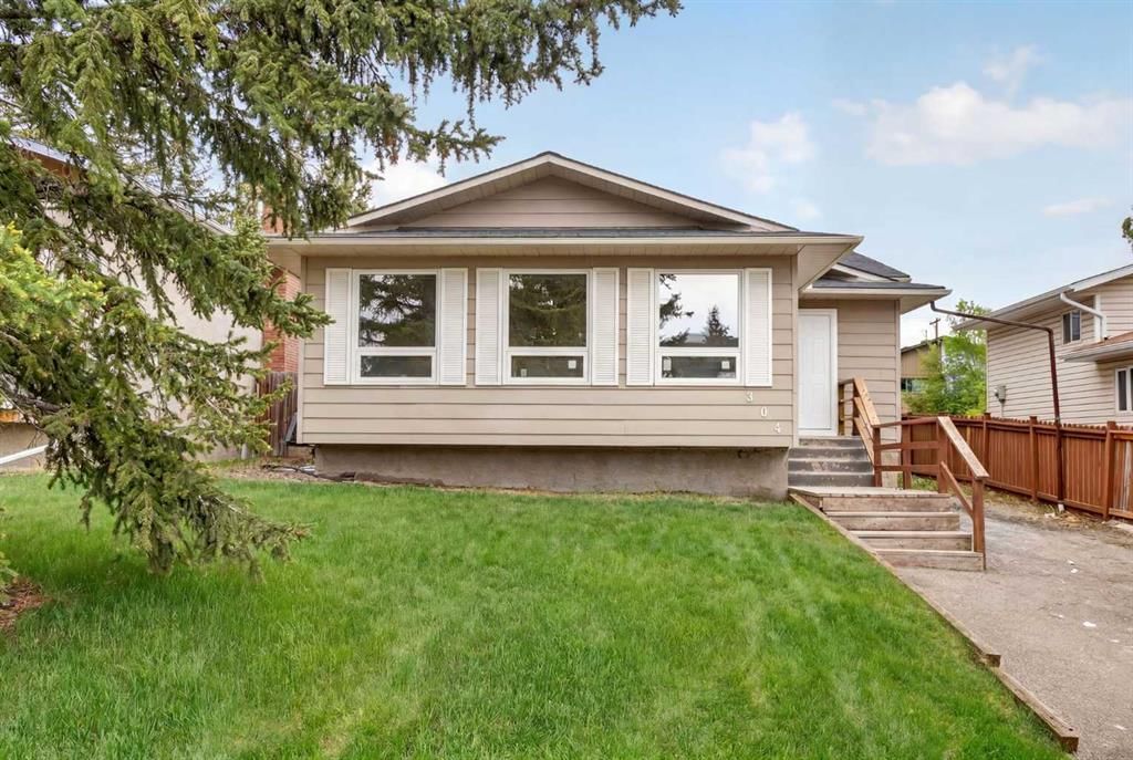 304 Beddington Circle NE, Calgary — main listing photo