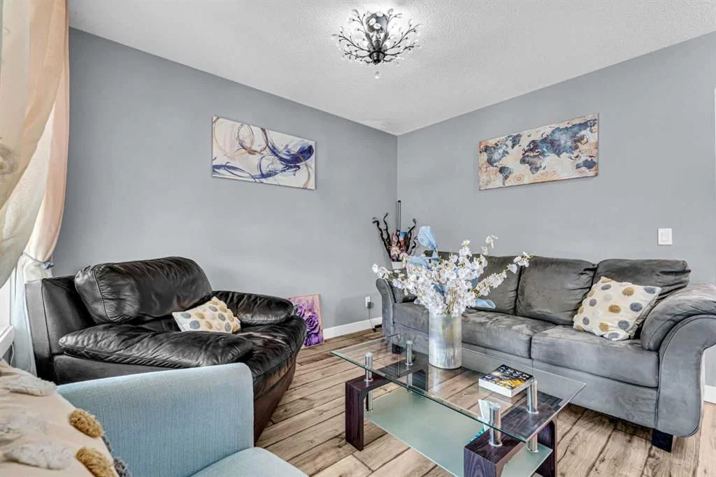 1444 Legacy Circle SE, Calgary — photo 3 of 34
