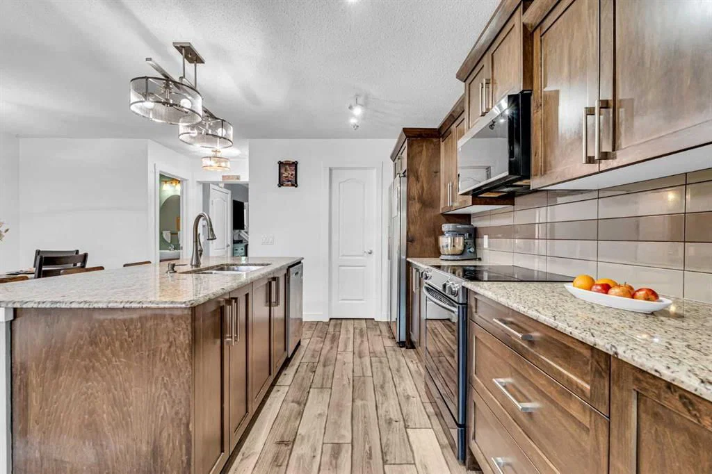 1444 Legacy Circle SE, Calgary — photo 5 of 34