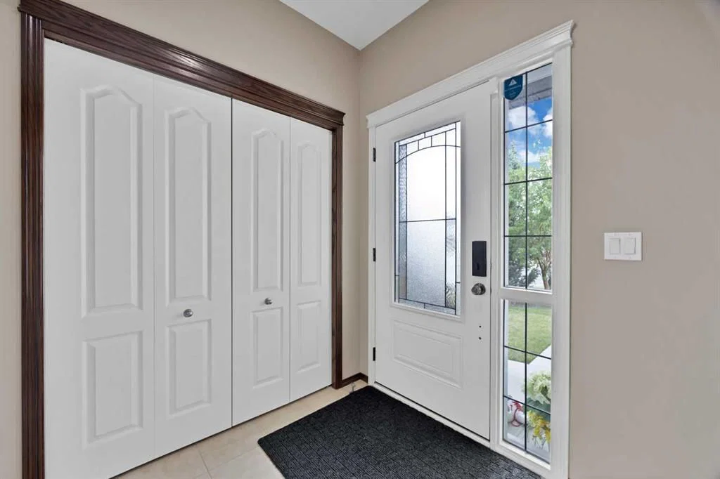 799 New Brighton Drive SE, Calgary — photo 5 of 47