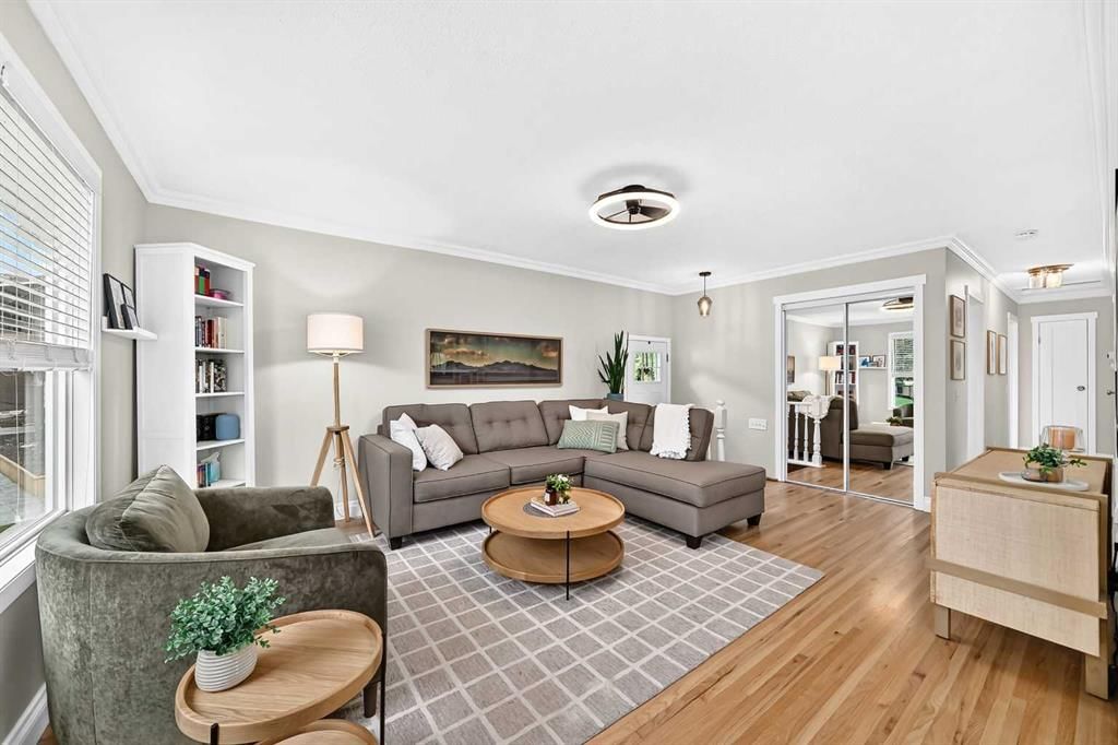 8632 Atlas Drive SE, Calgary — photo 3 of 43