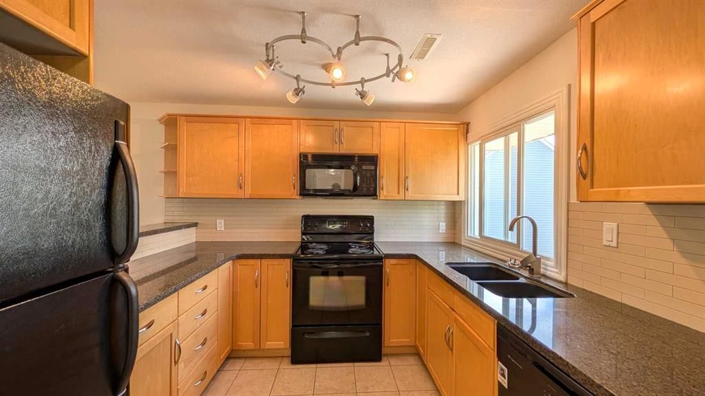 277, 86 Glamis Green SW, Calgary — photo 4 of 25