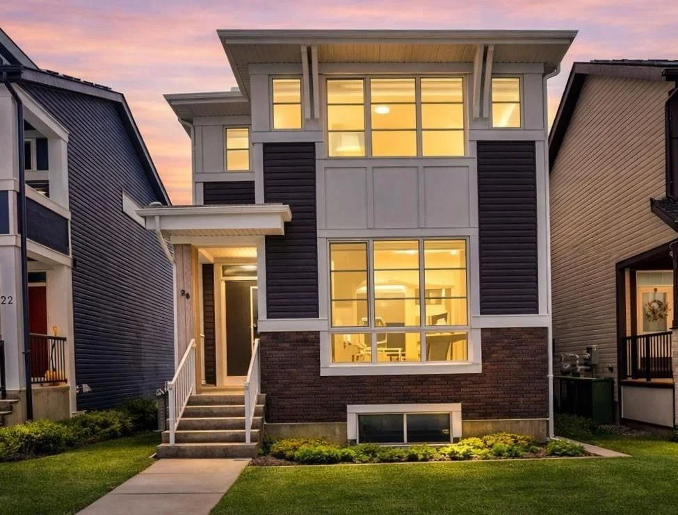 26 Amblehurst Path NW, Calgary — recently sold home