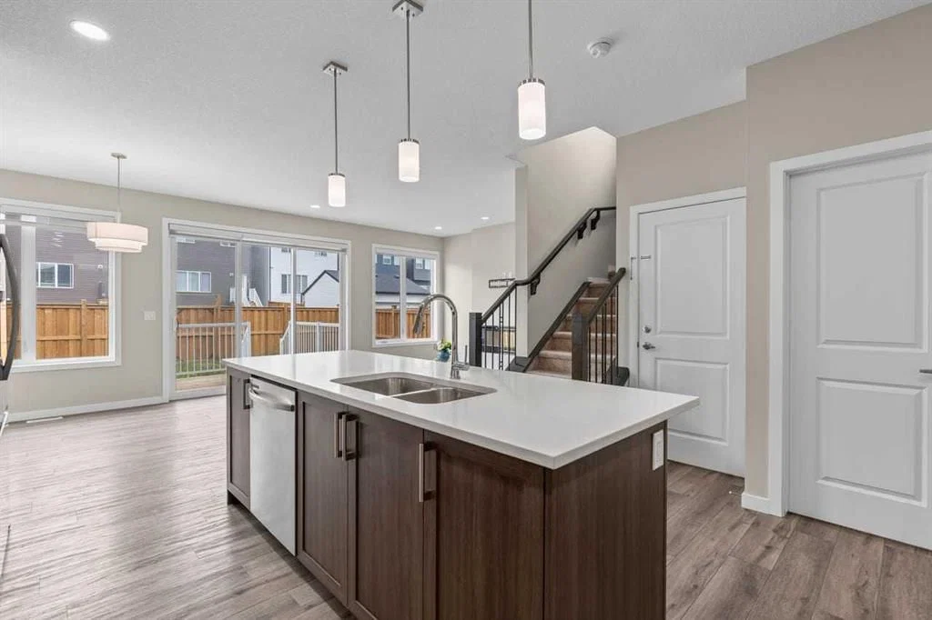109 Mallard Grove SE, Calgary — photo 4 of 40